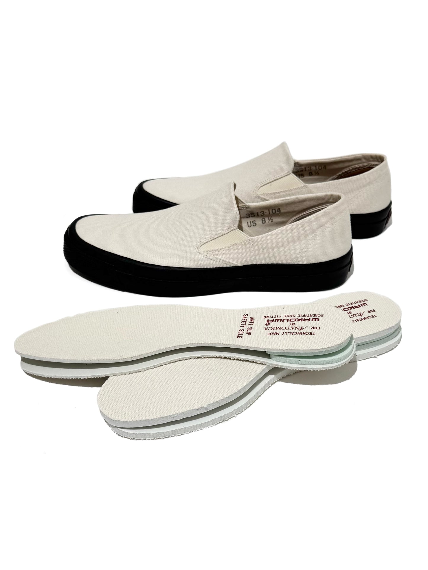 WAKOUWA SLIP ON/BLACK SOLE