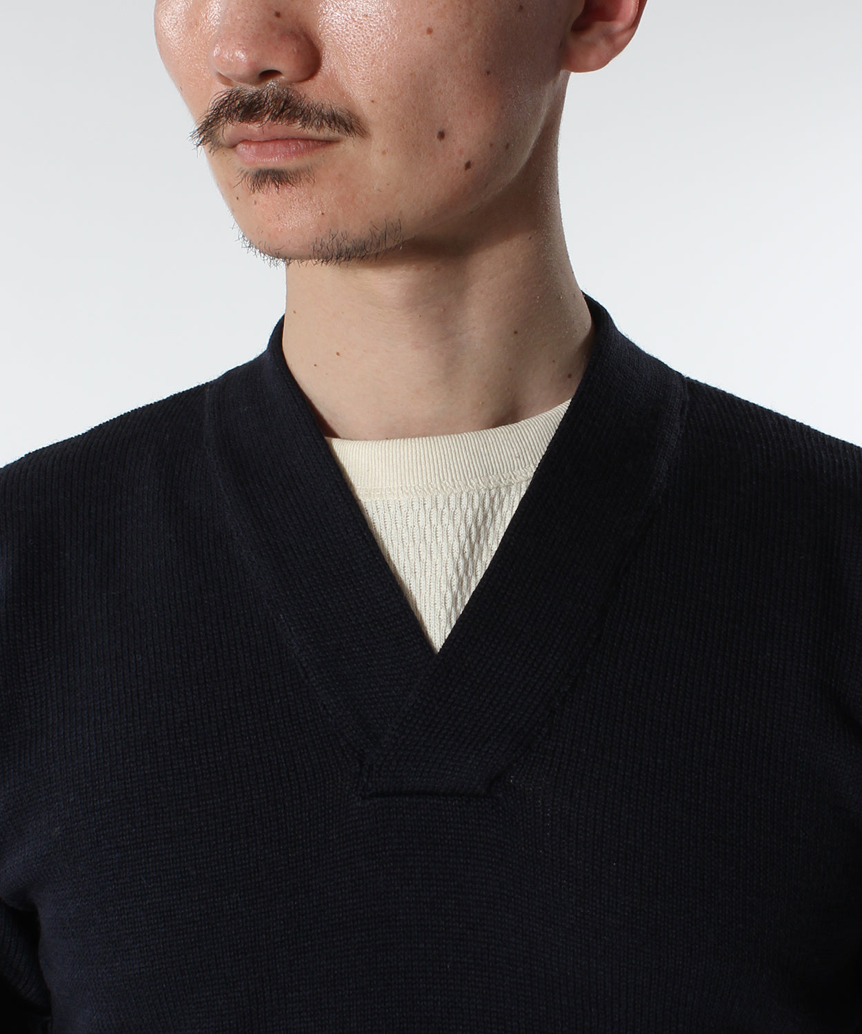 ENG V NECK