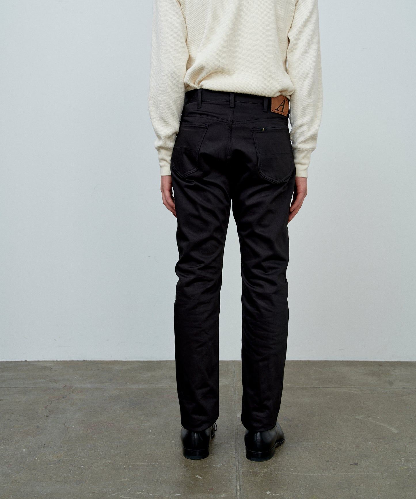 618 CALIFORNIAN / SATEEN BLACK