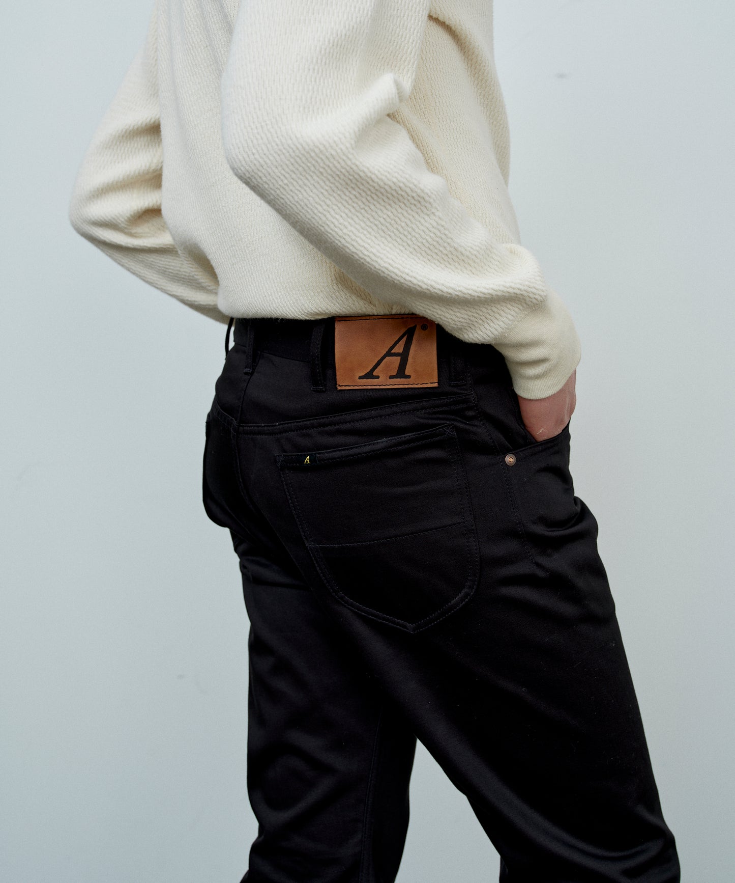 618 CALIFORNIAN / SATEEN BLACK