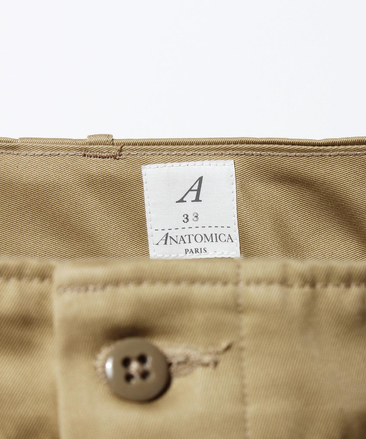 CHINO SHORTS / BEIGE