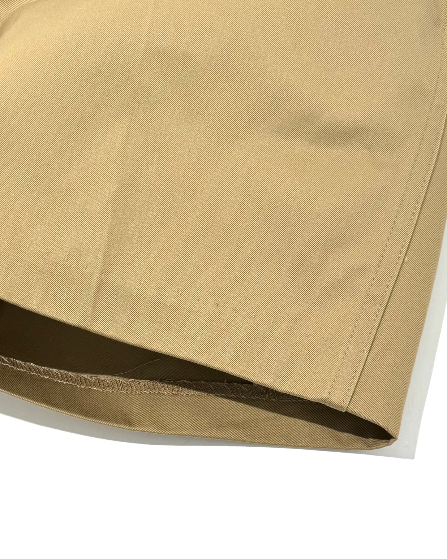 CHINO SHORTS / BEIGE
