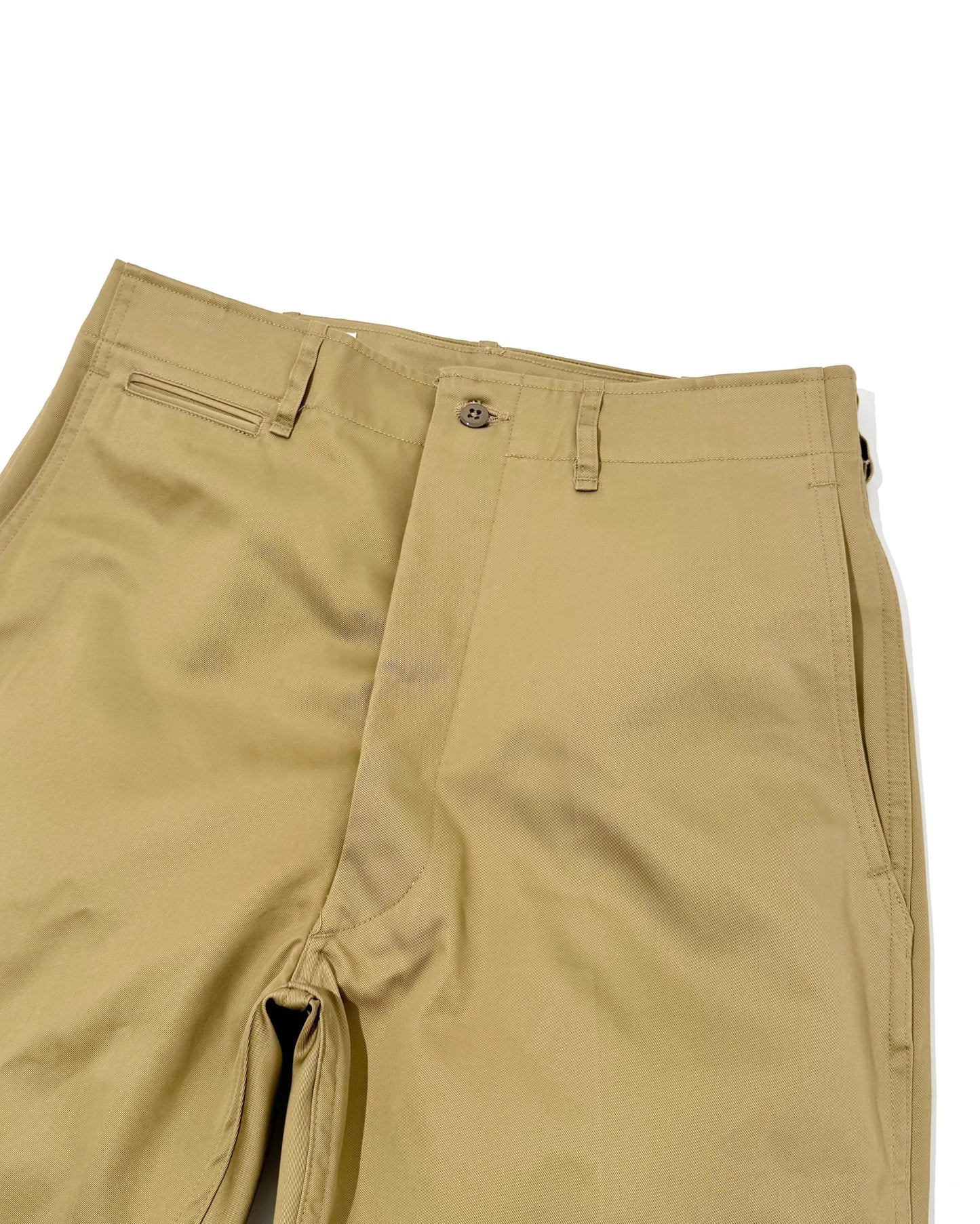 CHINO SHORTS / BEIGE