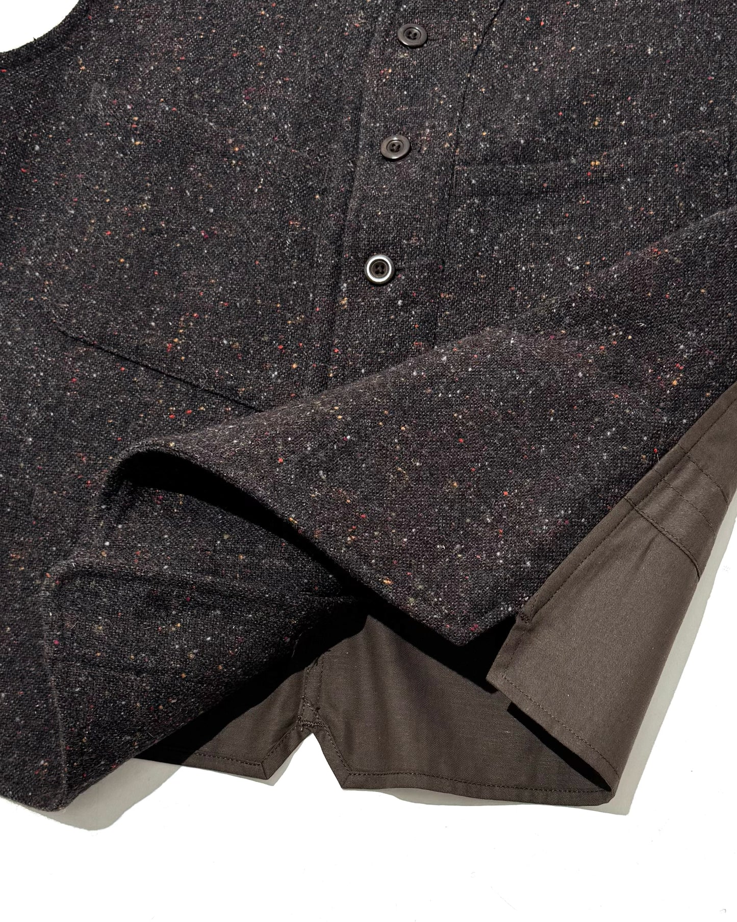 SAGAN VEST / DONEGAL MAGEE TWEED