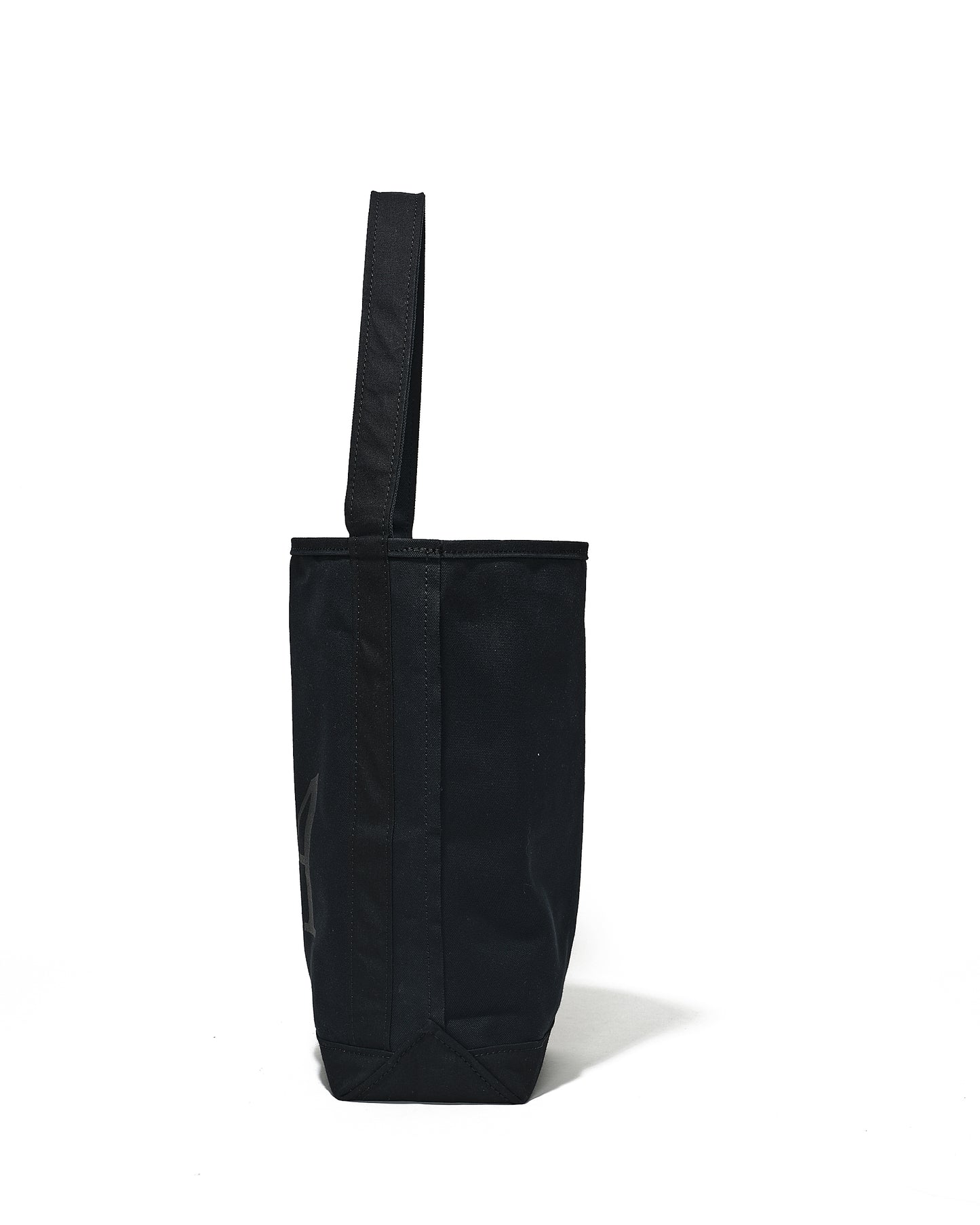 BAGUETTE TOTE by TEMBEA
