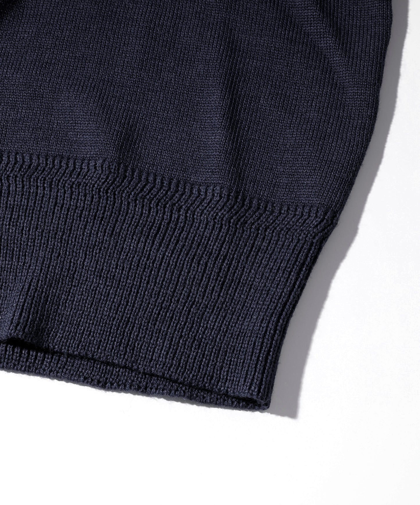 ENG V NECK