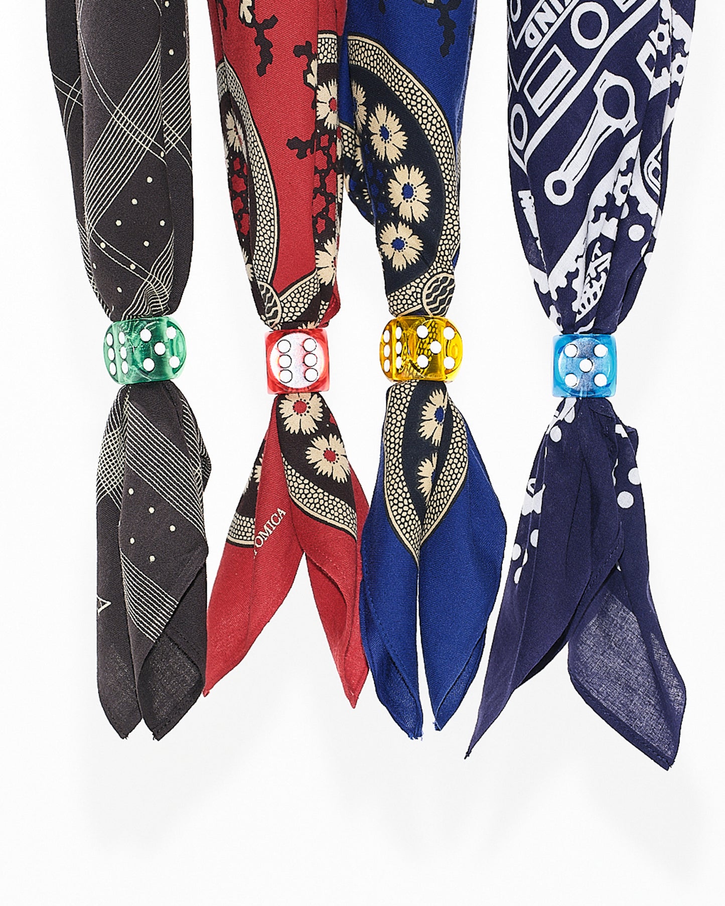 DICE SCARF RING