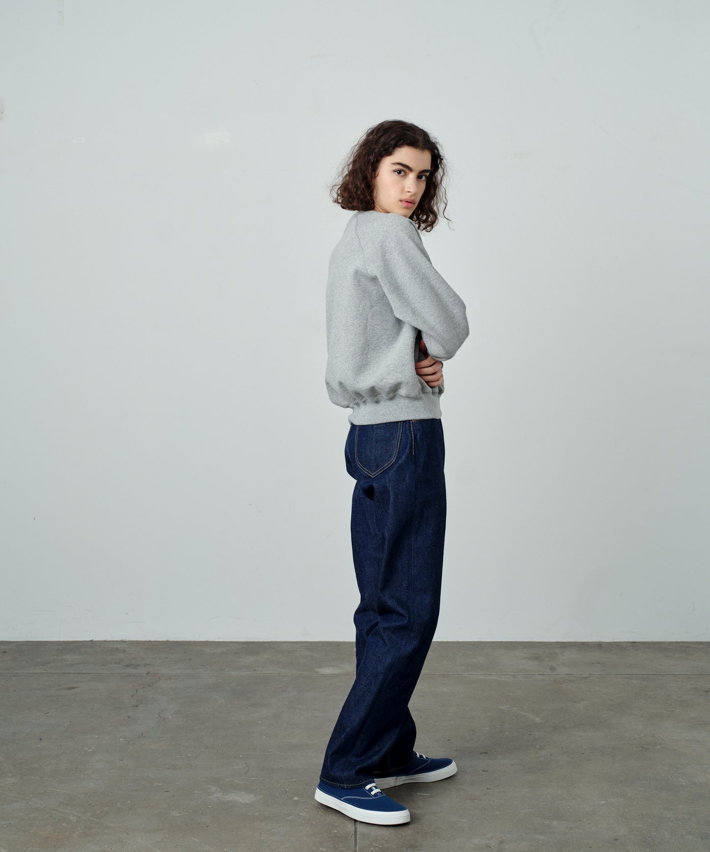 RAGLAN SWEAT / GREY CREW NECK