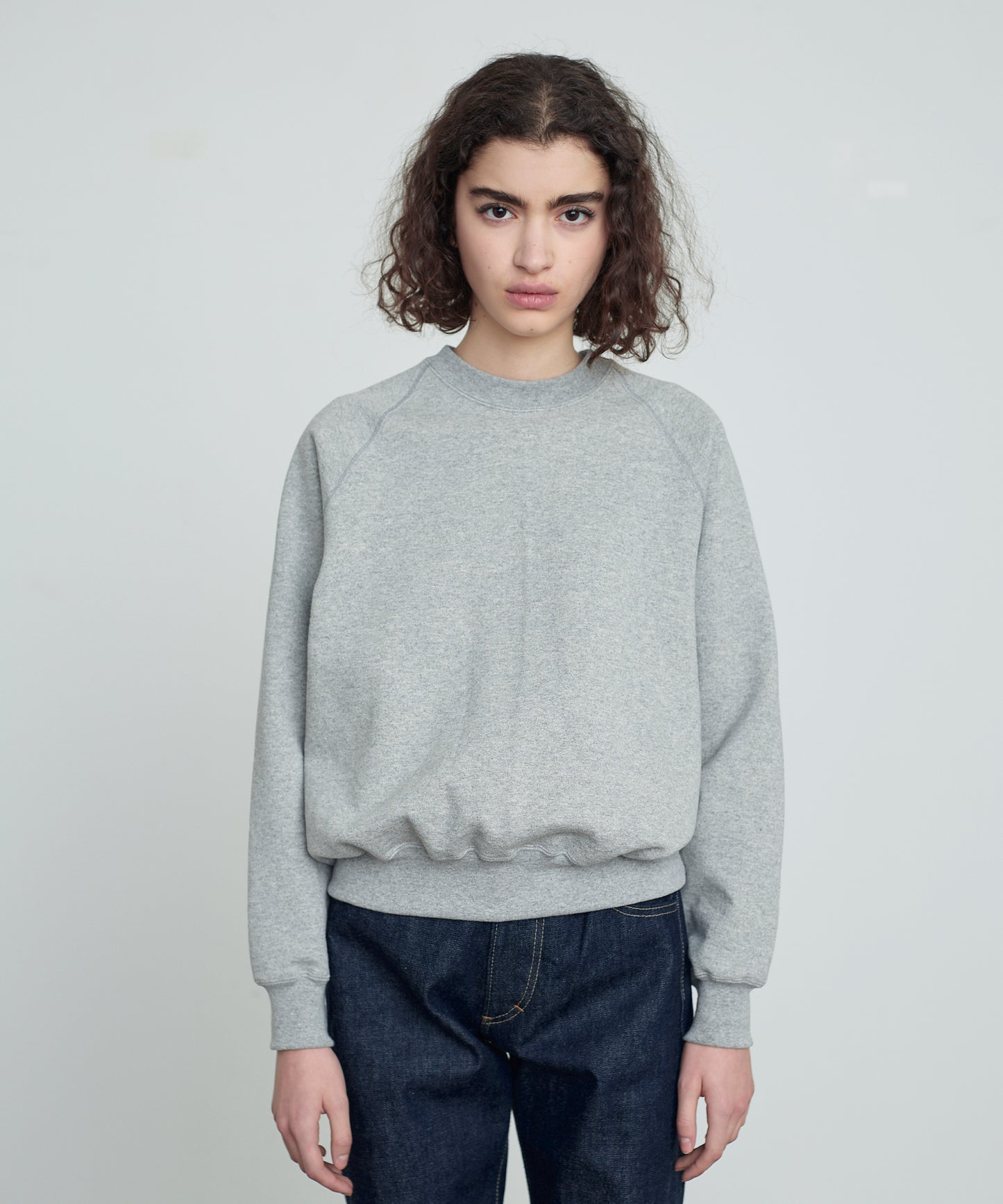 RAGLAN SWEAT / GREY CREW NECK
