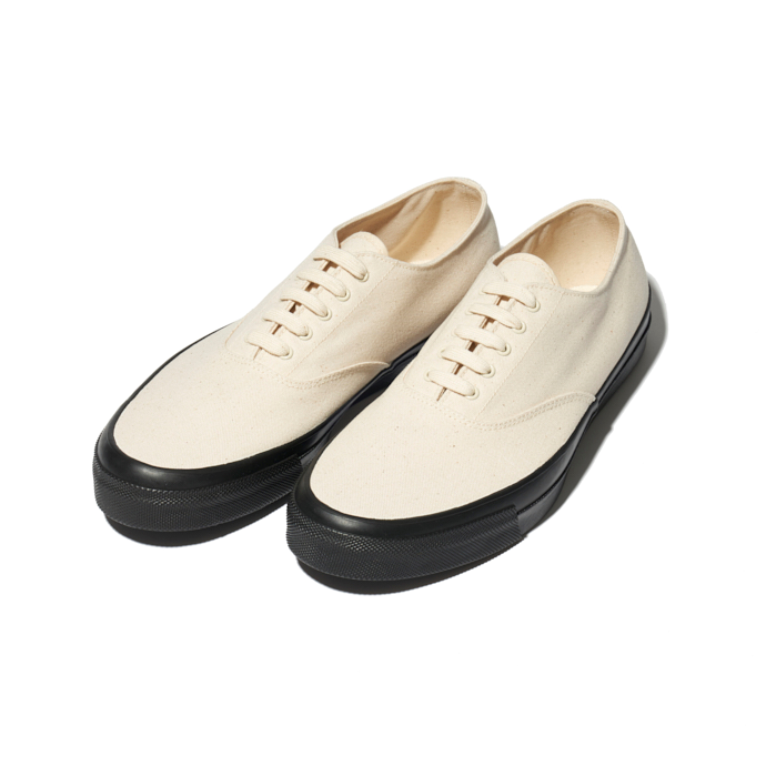 WAKOUWA LOW CUT / BLACK SOLE