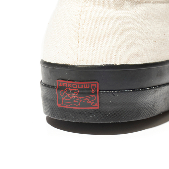 WAKOUWA LOW CUT / BLACK SOLE