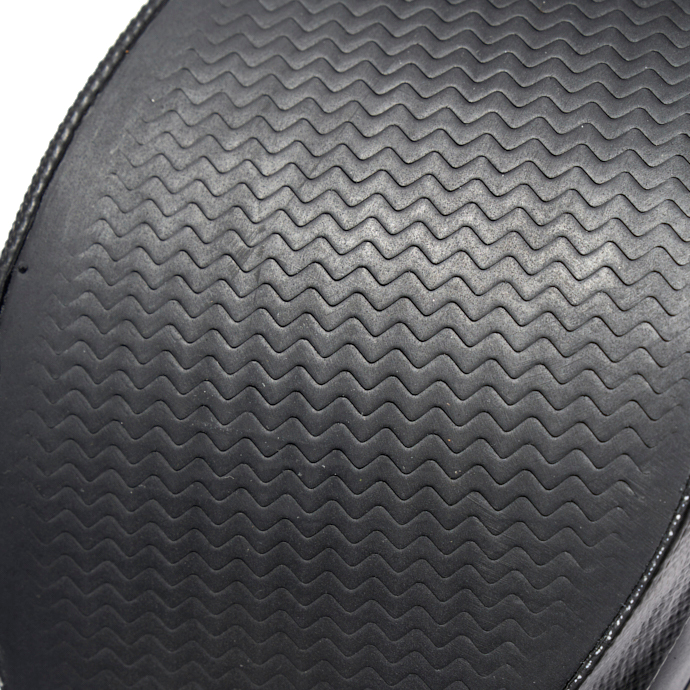 WAKOUWA LOW CUT / BLACK SOLE