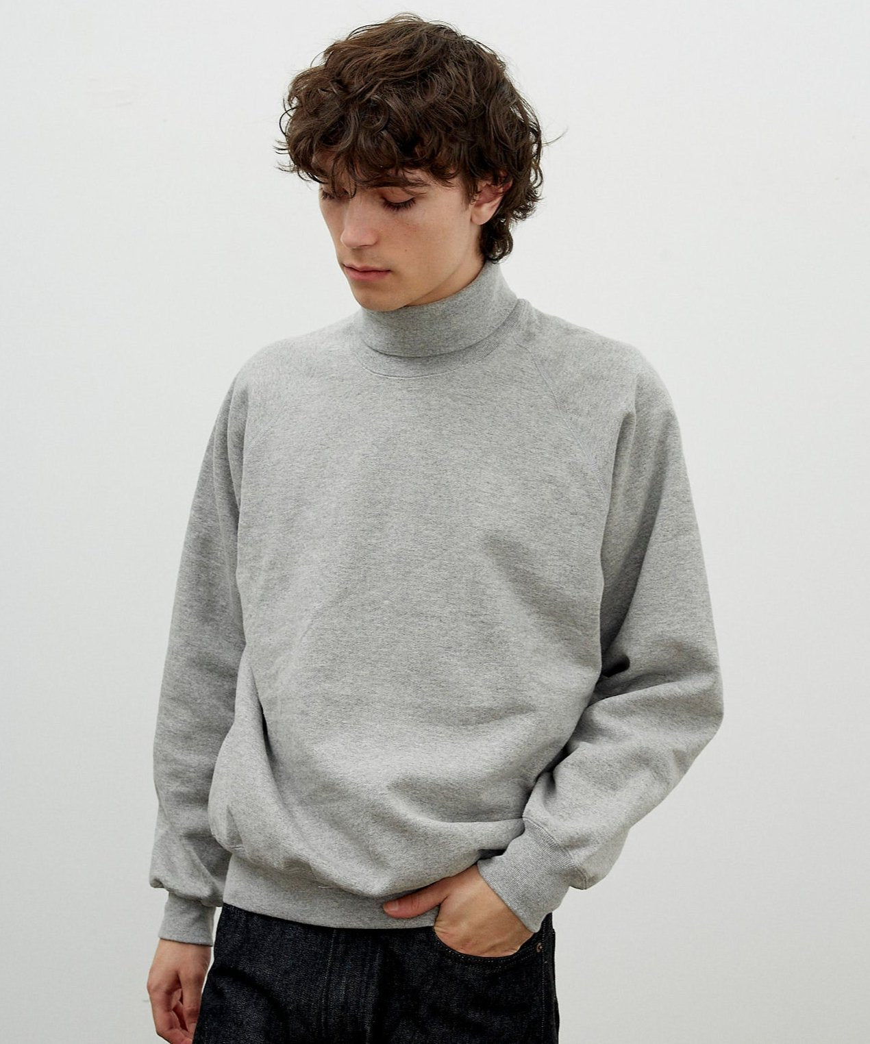 SWEAT RAGLAN / TURTLE NECK GREY