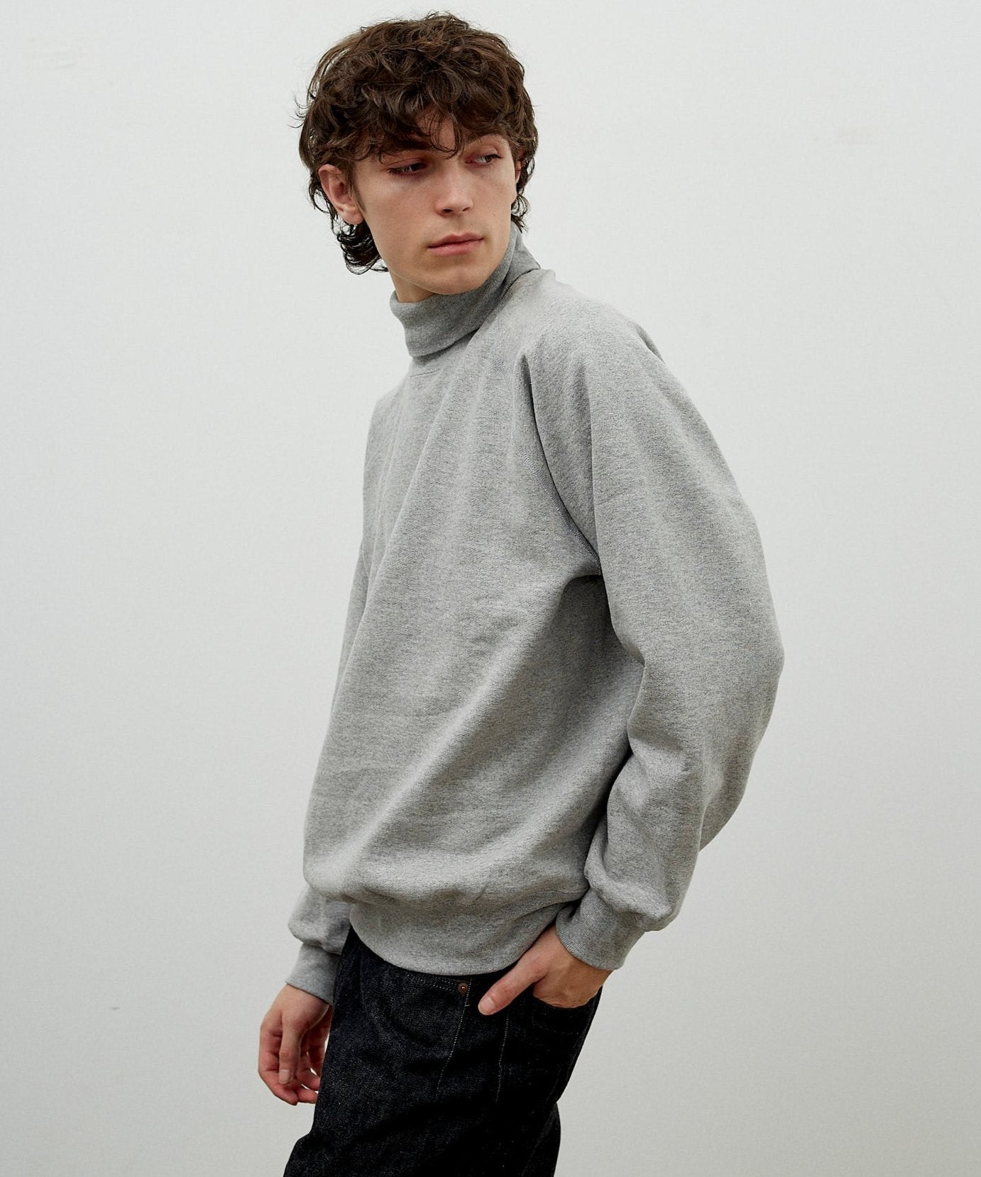 SWEAT RAGLAN / TURTLE NECK GRAY