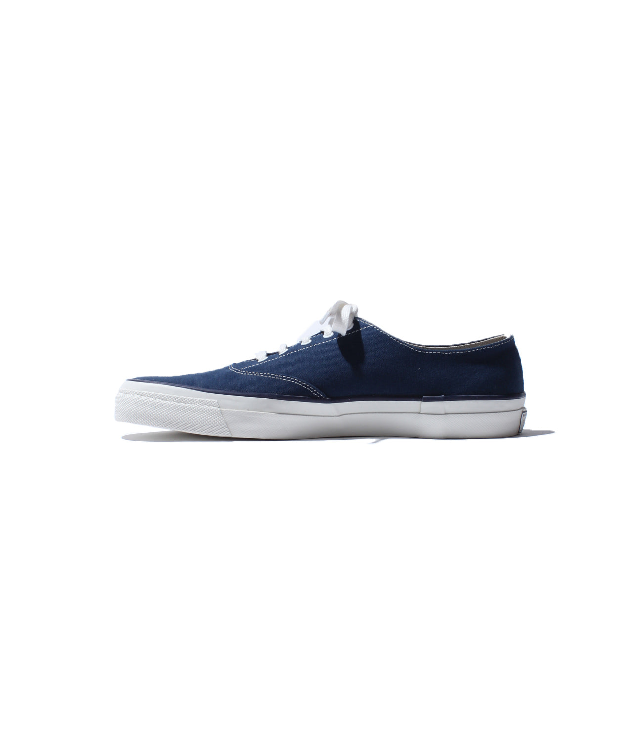 WAKOUWA DECK SHOES LOW CUT / WHITE SOLE