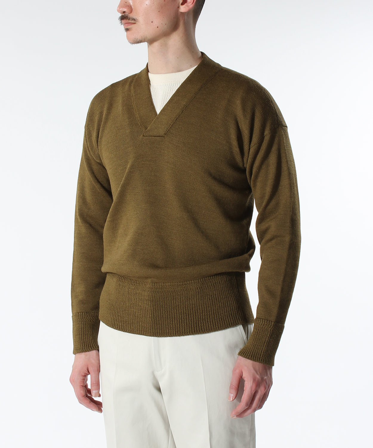 ゆ*ん様 ANATOMICA オリーブ Vネックニット L ENG V NECK – ANATOMICA OFFICIAL ONLINE STORE