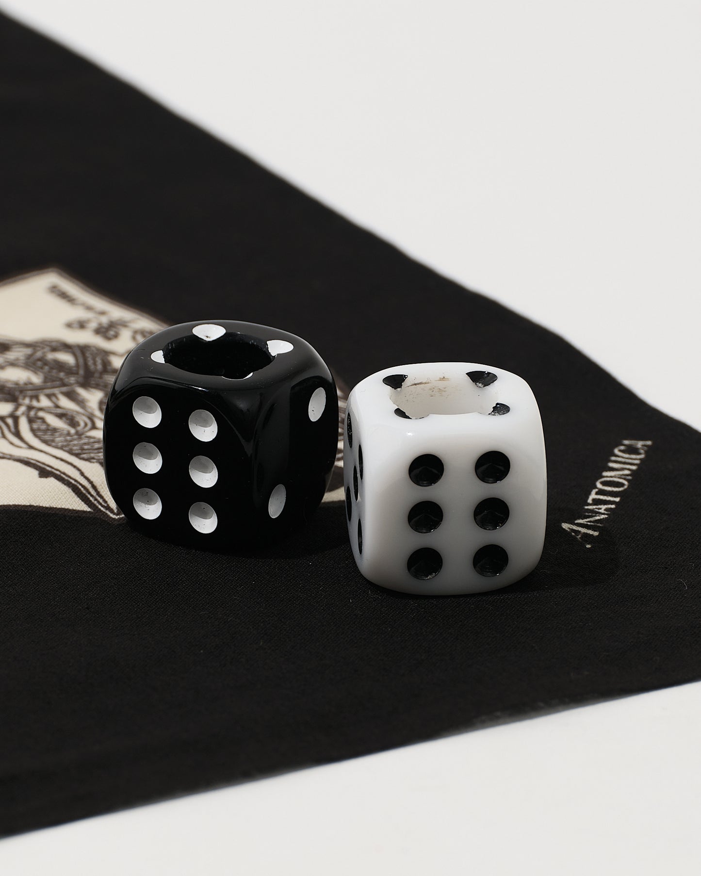 DICE SCARF RING