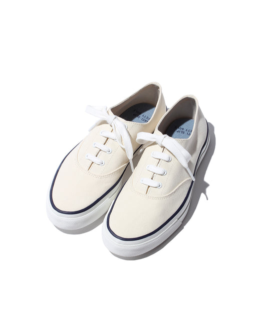 WAKOUWA DECK SHOES LOW CUT / WHITE SOLE