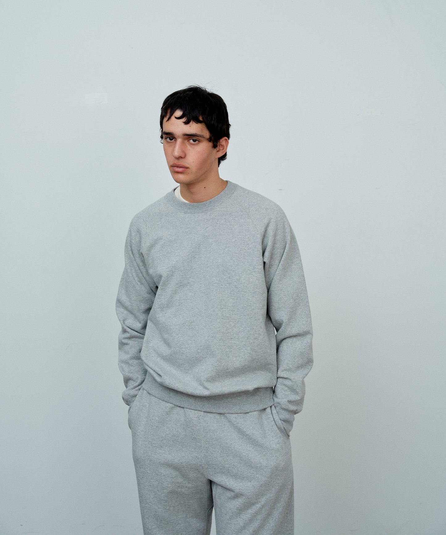 RAGLAN SWEAT / GREY CREW NECK