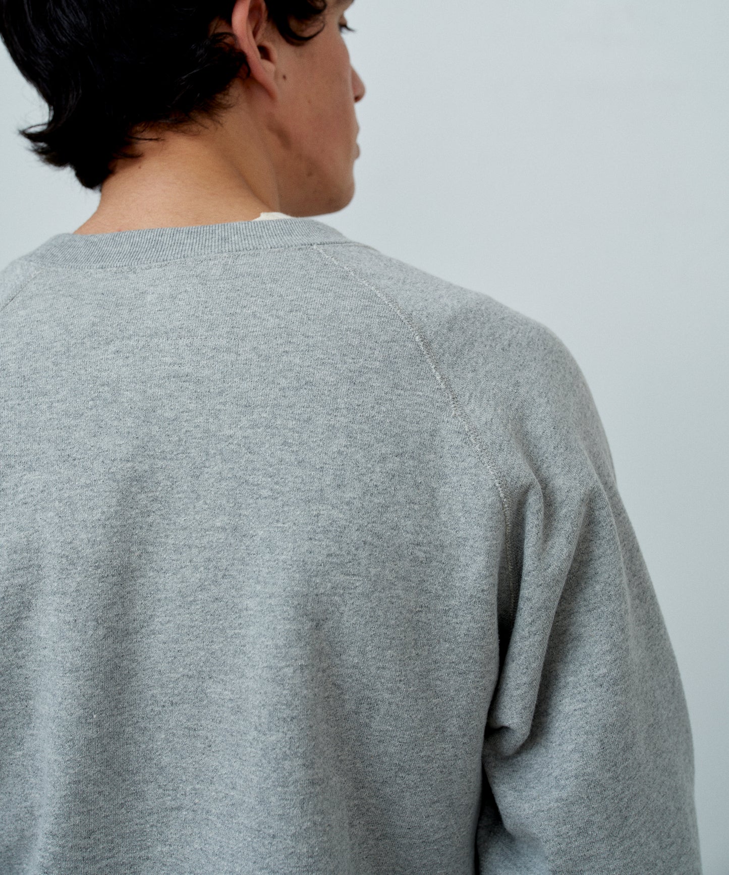 RAGLAN SWEAT / GREY CREW NECK