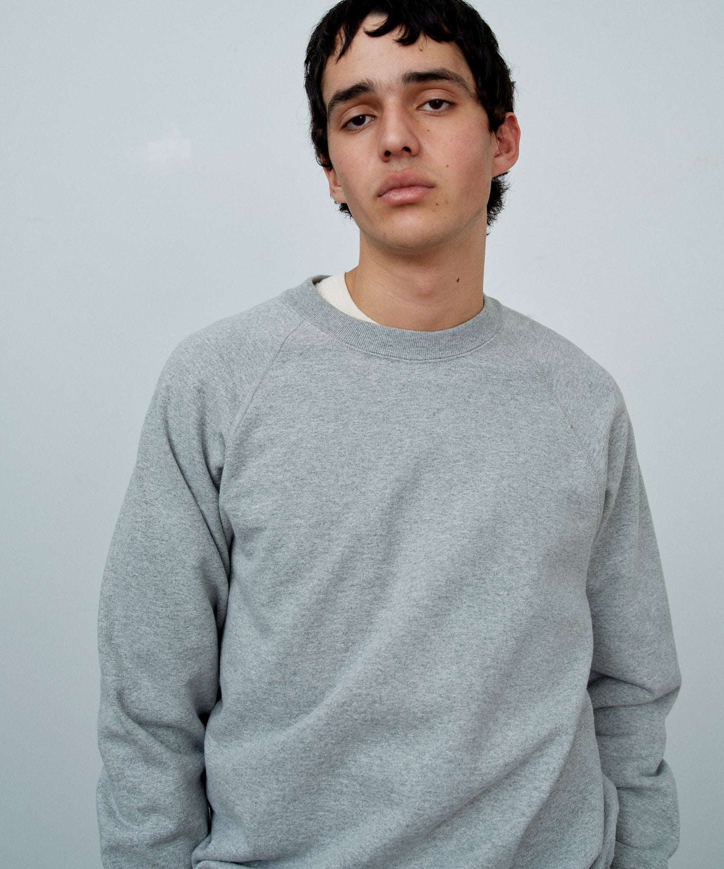 RAGLAN SWEAT / GREY CREW NECK