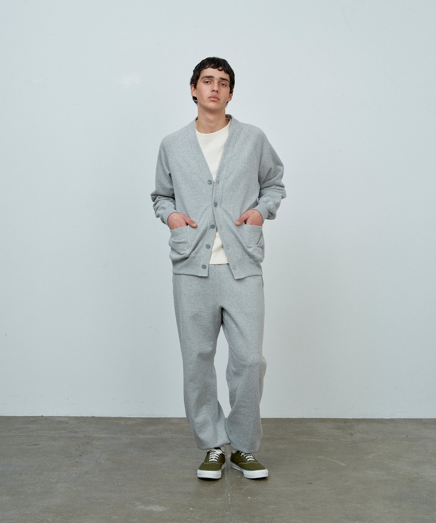 RAGLAN CARDIGAN GREY SWEAT