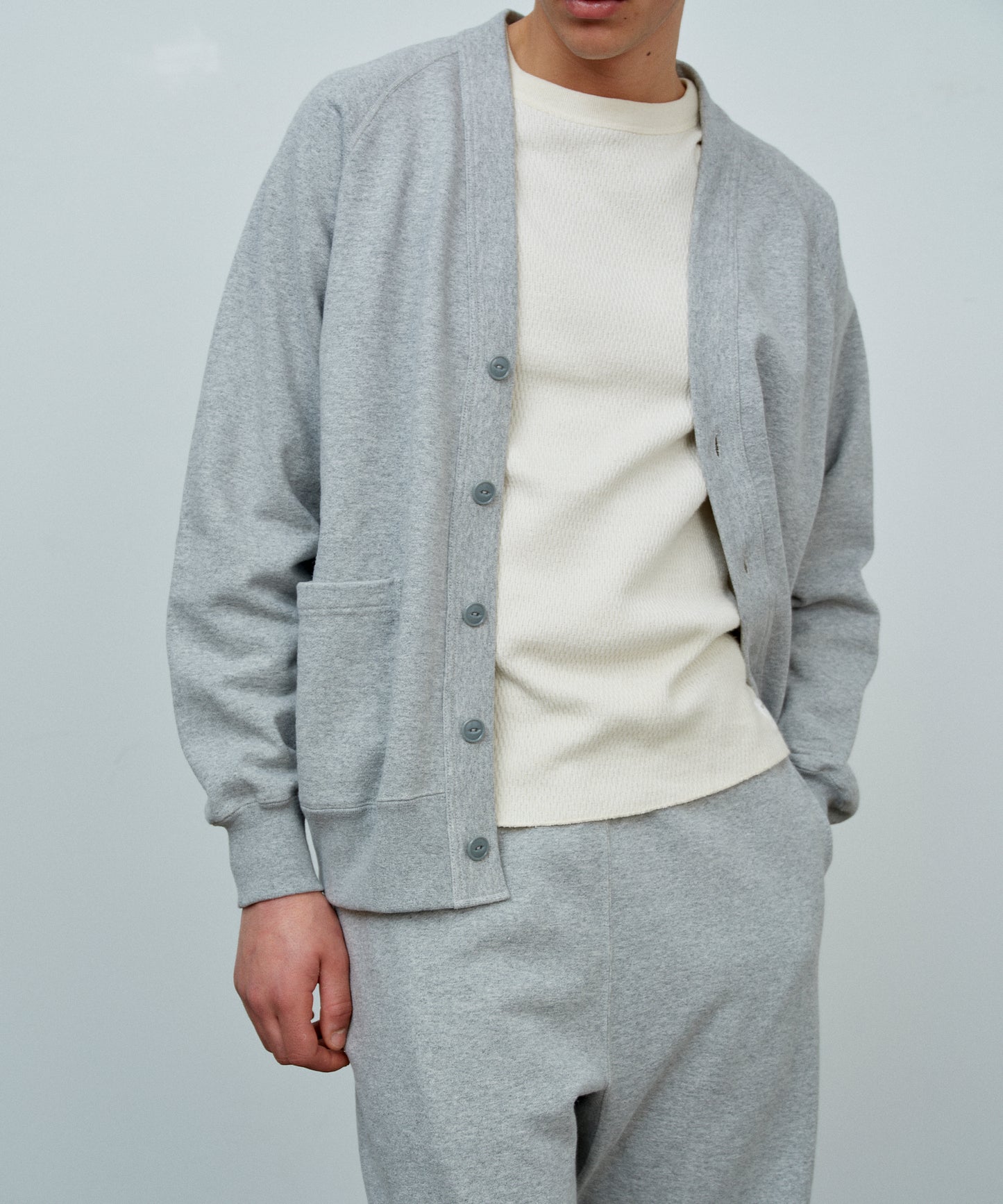 RAGLAN CARDIGAN GREY SWEAT
