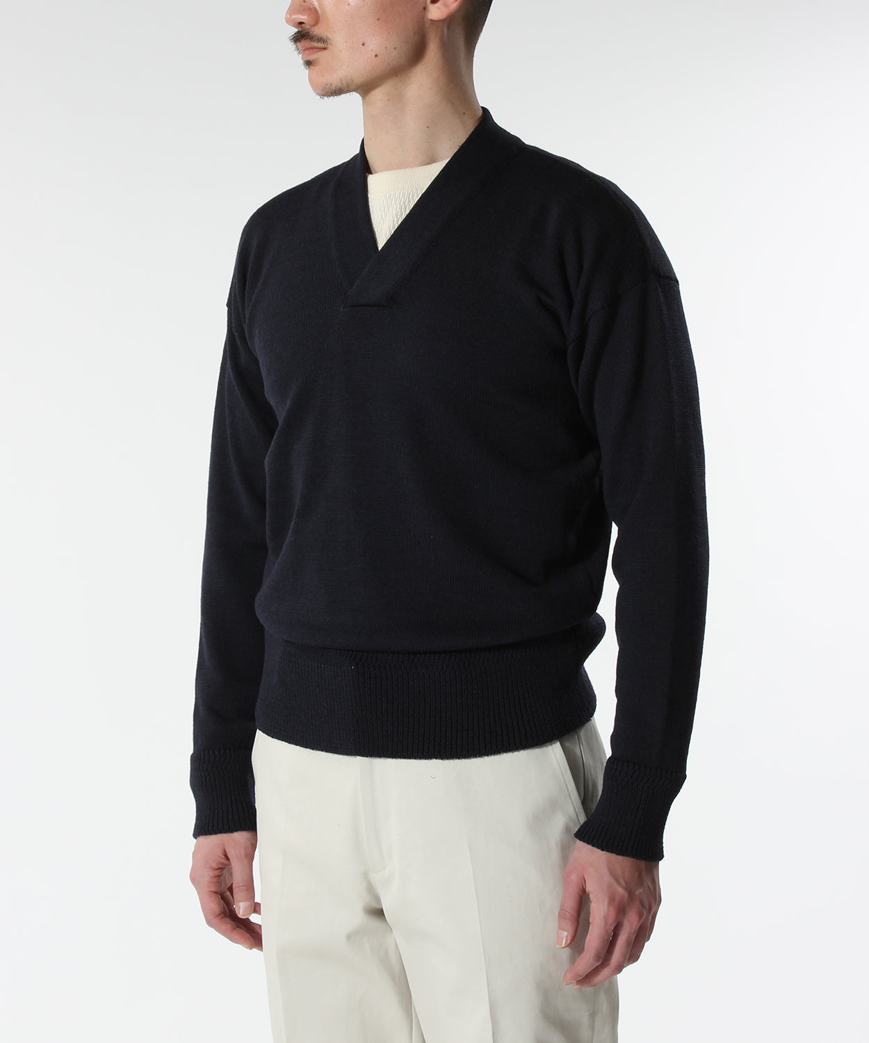 ENG V NECK
