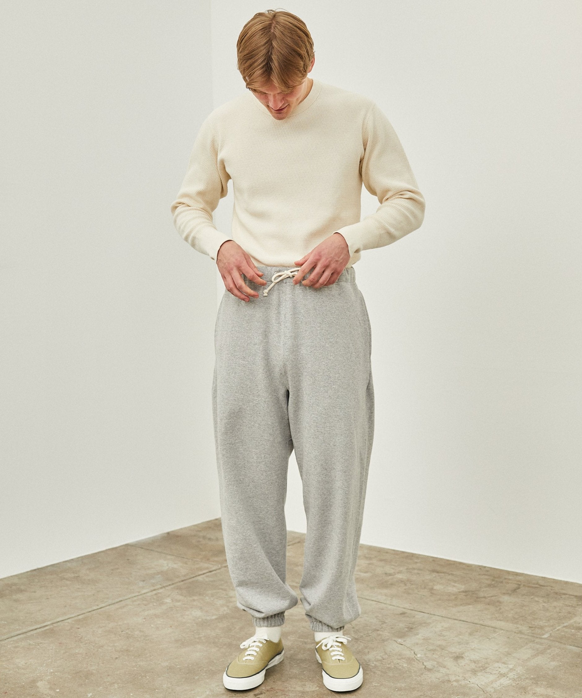 SWEAT PANTS GREY