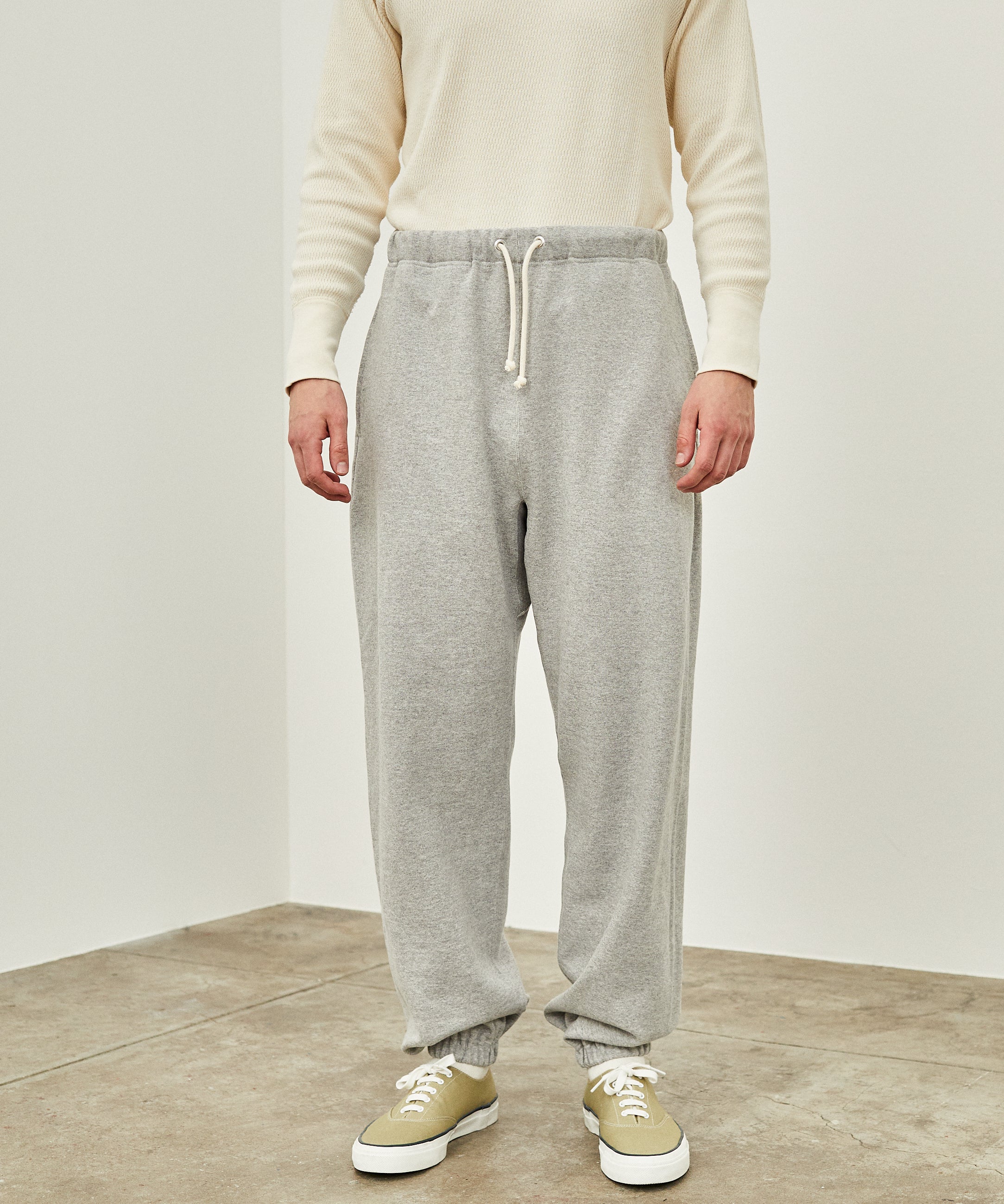 SWEAT PANTS GREY