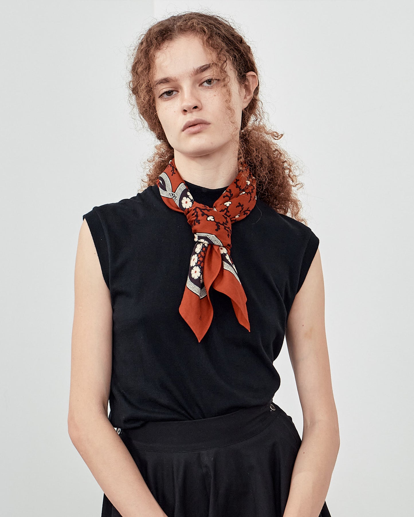 SIX PETAL FLOWER SCARF