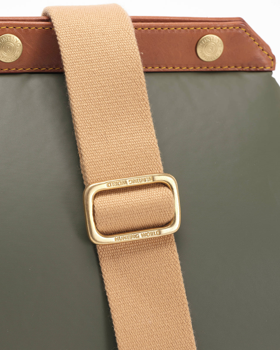 【On Sale December 5】HUNTING WORLD Shoulder Bag